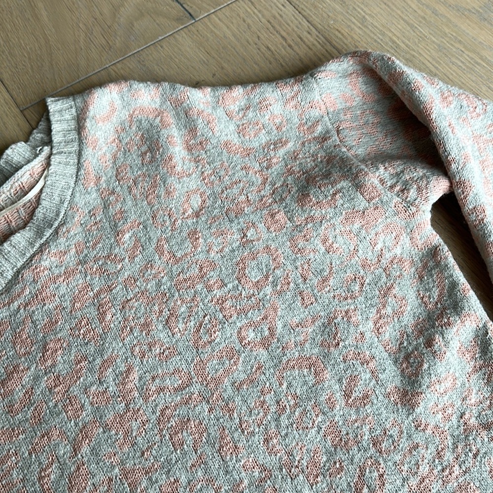 Free People Leopard Sweater - Picture 2 of 7